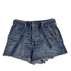 Hollister Ultra High Rise Mom Short 3" / Blue Jean Shorts with Tie Belt, 27